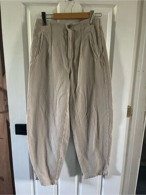 Zara Beige Textured High-Waist Trousers - NWOT